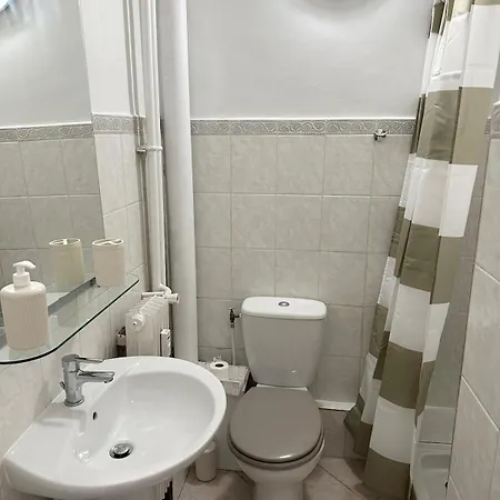 Riviera - Balcon Et Wifi Apartament