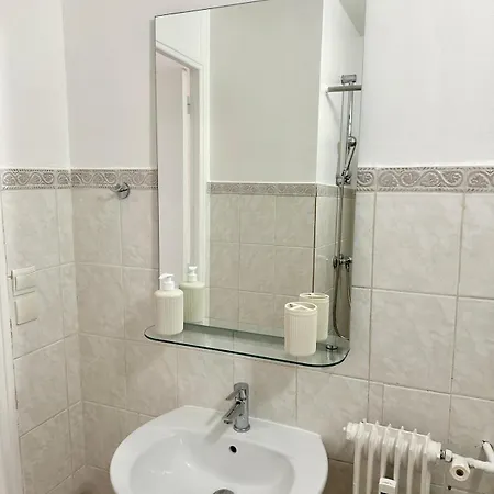 Riviera - Balcon Et Wifi Apartament